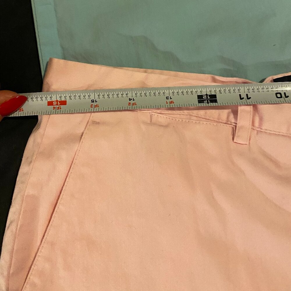 Burberry Capri Pants Size 12  Pink